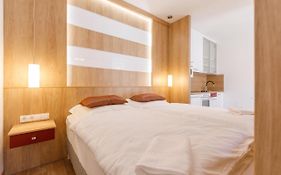 La Bella Centrum Apartmanok Piros/Sarga