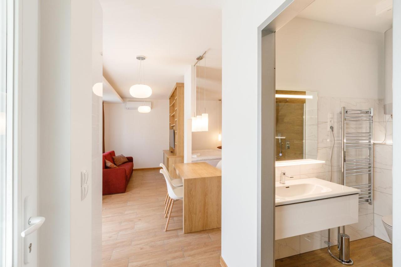 La Bella Centrum Apartmanok Piros/Sarga Hévíz Exteriér fotografie