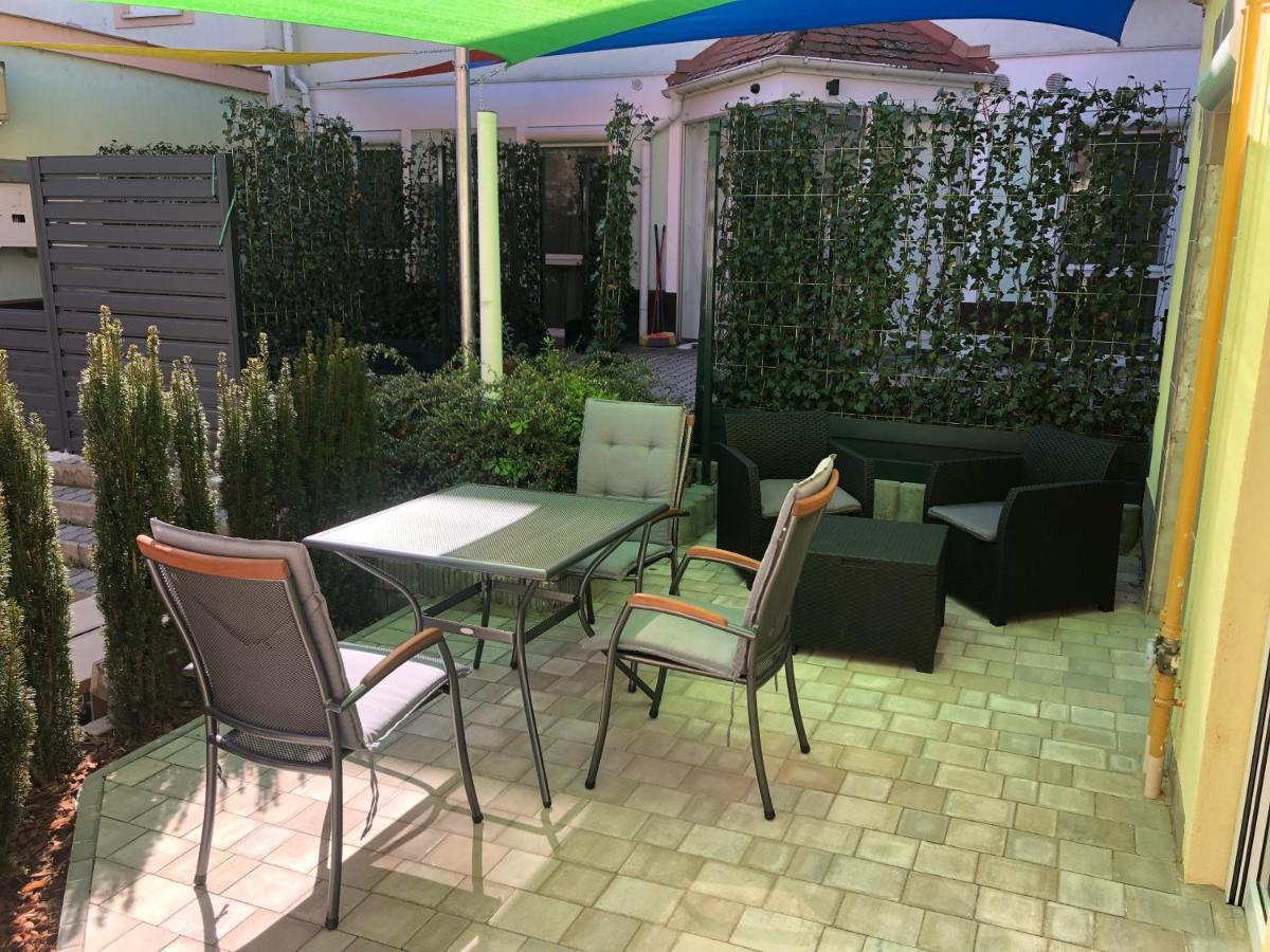 La Bella Centrum Apartmanok Piros/Sarga Hévíz Exteriér fotografie